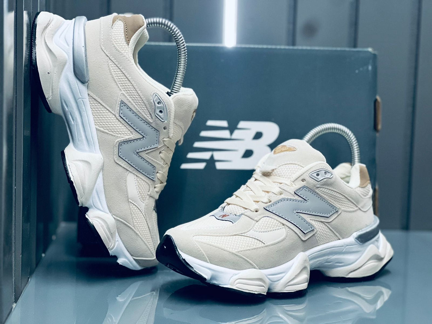 NEW BALANCE  - 9060 - BEIGE - DUPE