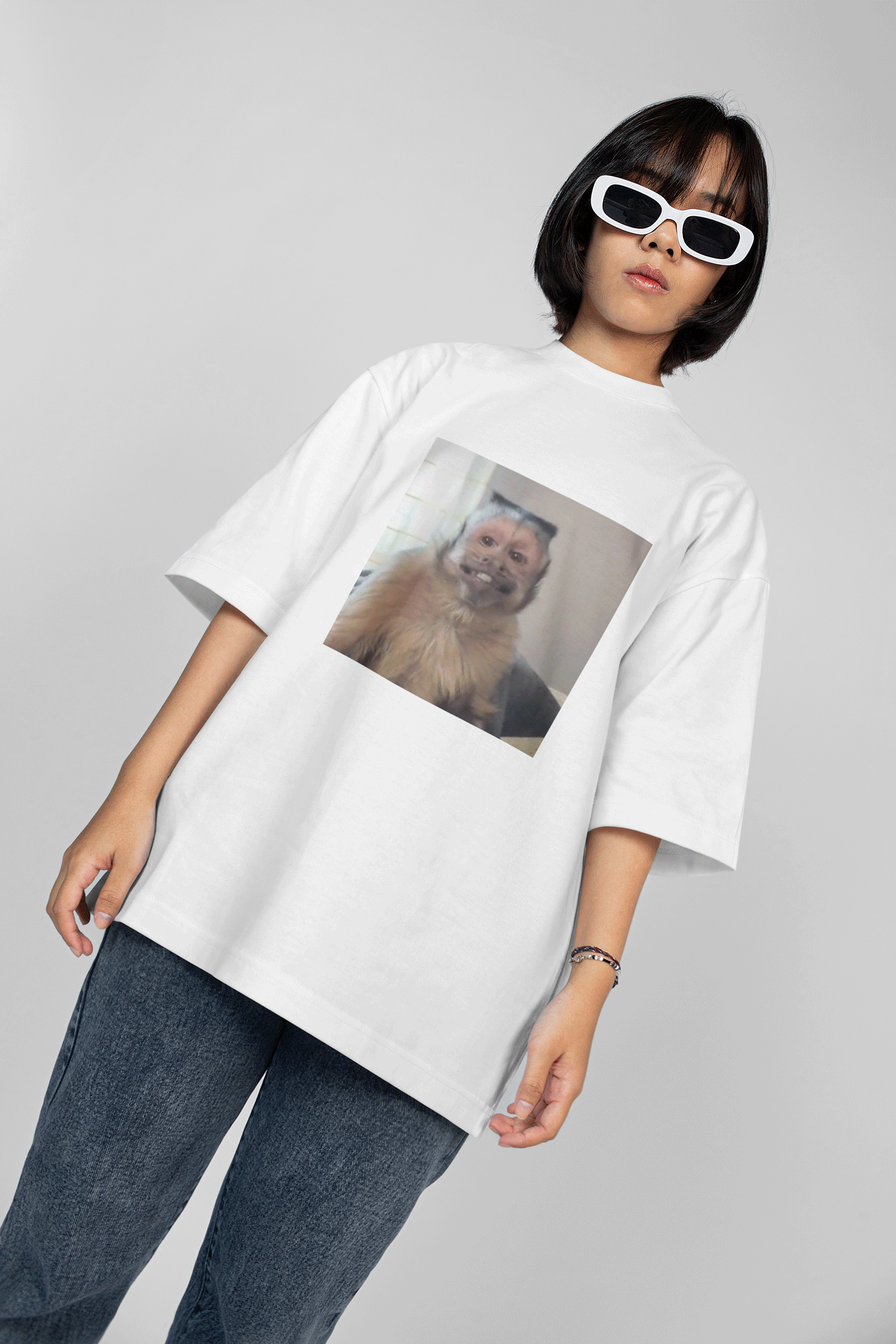 Copia de Camiseta "Monkey Meme 2" Oversize - Blanca